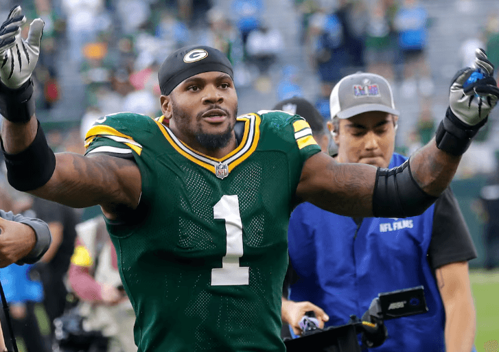 Micah Parsons Honors Former CEO Mark Murphy in His Battle Against Cancer: “This Fight Is About More Than Just Green Bay”