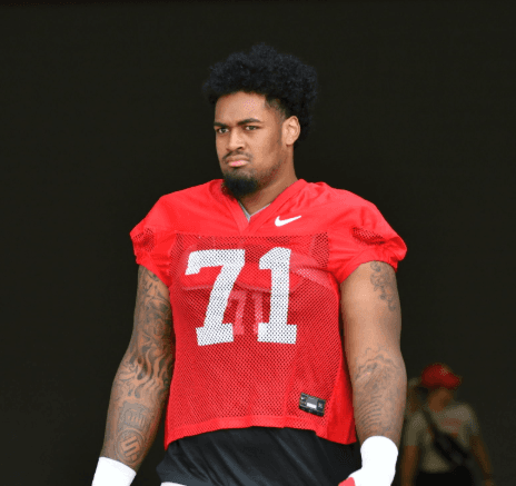 Chiefs LT Ruled Out Just 90 Minutes Before Kickoff vs. Lions – “No Game Is More Important Than Family”