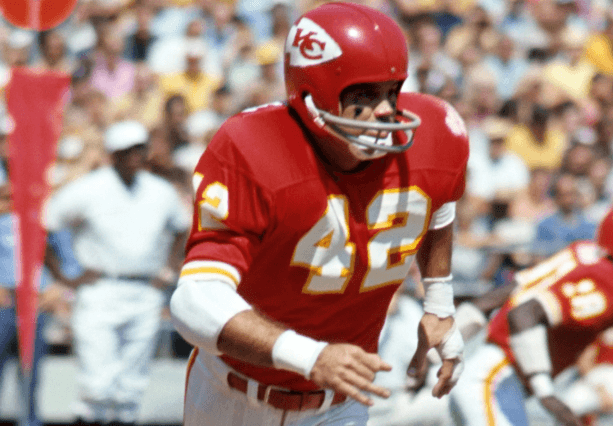 Chiefs Hall of Fame Legend Sends Six-Word Message to Andy Reid Ahead of Week 7 Clash with the Raiders