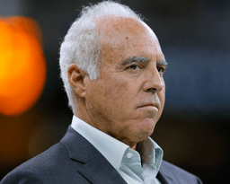 BREAKING NEWS: Eagles Owner Jeffrey Lurie Condemns Disrespectful Behavior After an Eagles Fan Insulted a Woman and Sparked a Violent Brawl During the Eagles vs Cowboys Game at AT&T Stadium