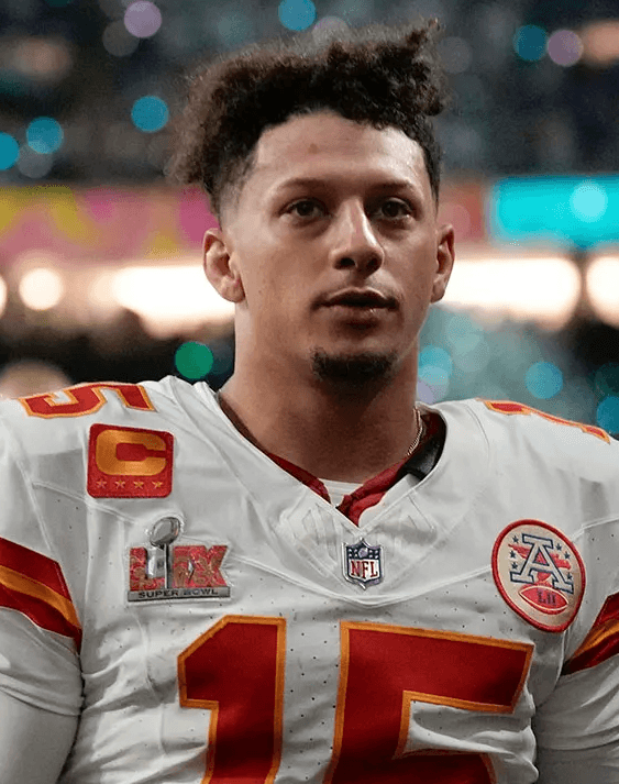 Former Chiefs WR ‘Betrays’ His Old Team, Gloats After Loss as JuJu Smith-Schuster–Patrick Mahomes Rift Explodes and Mahomes Fires Back