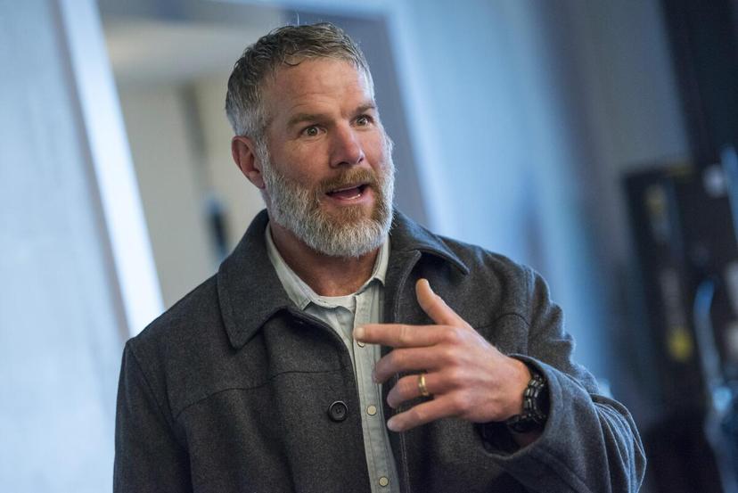 Packers Legend Brett Favre Demands NFL Cancel and Publicly Criticizes NFL for Choosing Bad Bunny to Perform in the Super Bowl Halftime Show, send 7 word message to Bad Bunny