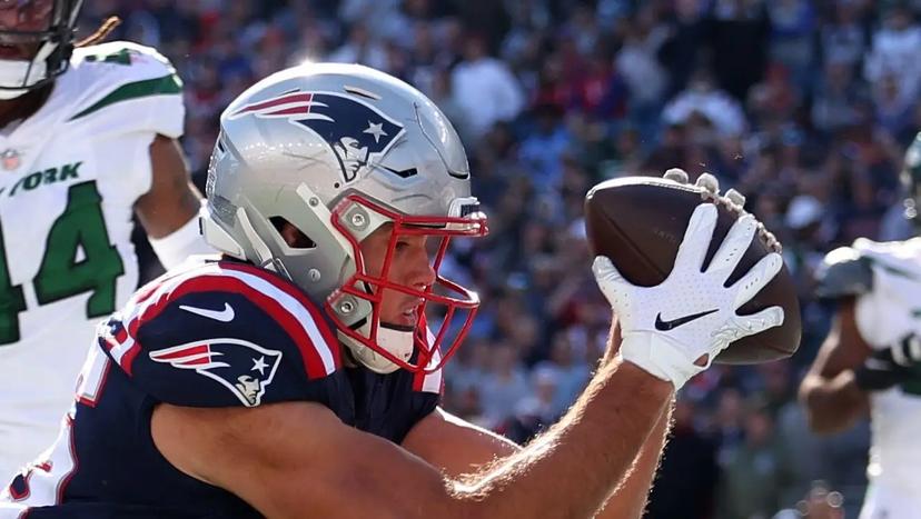 Patriots Star Restructures Contract, Frees Up $7 Million in Cap Space
