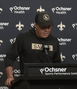Saints Coach Kellen Moore Calls for NFL to Intensify CTE Research Following Pro Bowl Star Rudi Johnson’s Tragedy