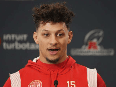 $30 Million? KEEP IT! Patrick Mahomes Shocks by Rejecting “Giant” Deal from Coca-Cola for a Reason Related to Athlete Health