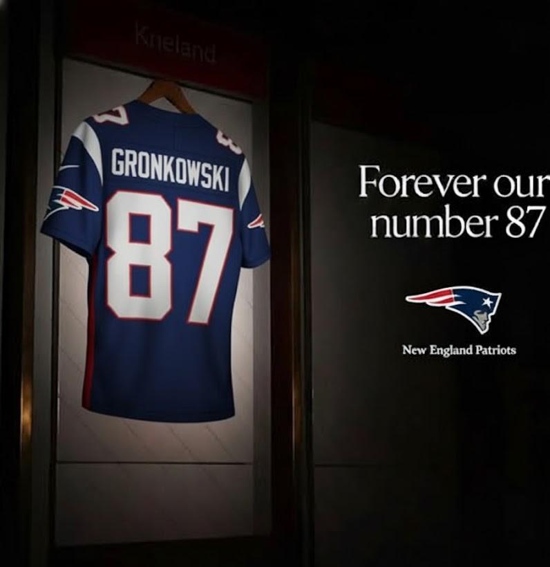 After Win Over Jets, Robert Kraft Proposes Permanently Retiring Gronkowski’s No. 87 – And the Patriots Legend’s Humble Response Leaves Fans Even More Admiring