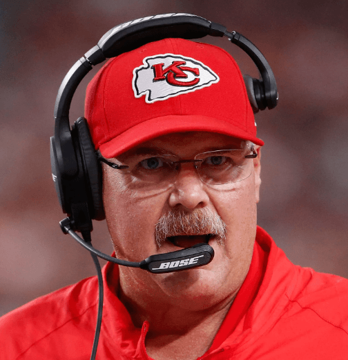 Head Coach Andy Reid Sends 10GB of Evidence to NFL Proving Officiating Bias in Controversial 28–31 Chiefs-Cowboys Thanksgiving Game