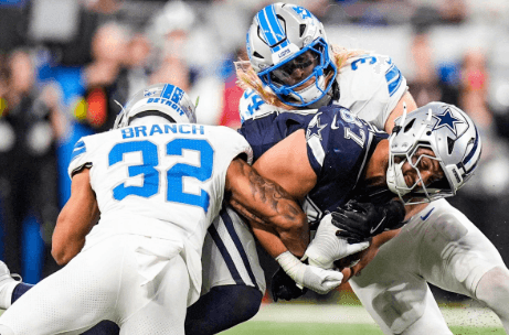 Despite 44-30 Win Over Cowboys, Lions Lose Their Most Important Defensive Pillar After He Suffers Knee Injury and Has to Be Carted Off the Field