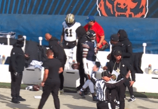 Saints head coach Kellen Moore accuses of “bias” after a dangerous foul by a Bears player on Alvin Kamara: “The win was so close — if the refs had been fairer.”