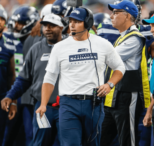 Hall of Fame Legend Jerry Rice Warns Head Coach Mike Macdonald: “The Seahawks May Be Flying High, But a Flaw in Their Defense Could Cost Them Dearly Against the NFL’s Best”