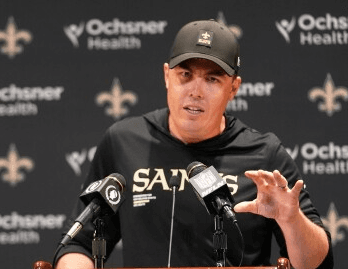 Saints Head Coach Kellen Moore Fires Back at Panthers Head Coach Dave Canales’ “Washed-Up Team” Remark: “We May Be Struggling, But Don’t Ever Mistake That for Surrender.”