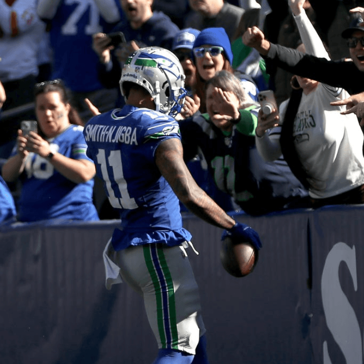 After the 30–24 win over the Titans, Jaxon Smith-Njigba shares the real story behind his cleats. A tribute that left the entire Seahawks fanbase speechless.