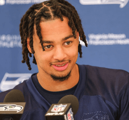 MVP Jaxon Smith-Njigba Speaks Out to Defend Legend Terry Bradshaw Amid Intense Backlash From the NFL Community