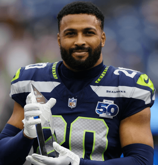 Seahawks Receive Important NFL Update on Defensive Cornerstone Julian Love Ahead of Blockbuster Clash With Rams During Thursday Practice