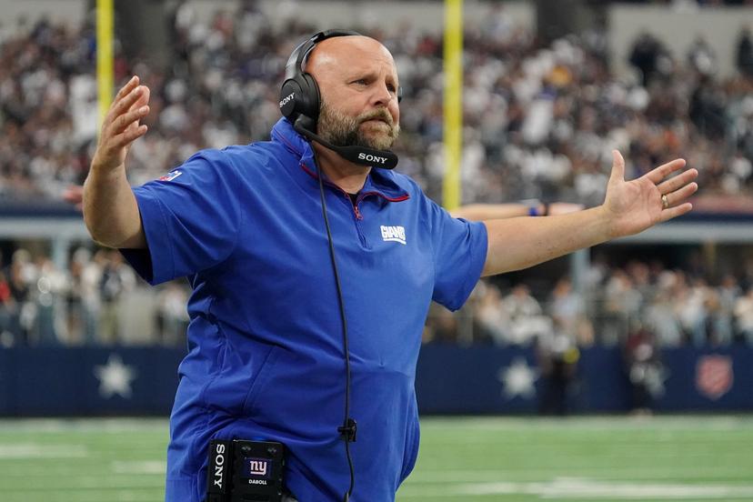 Giants Coach Brian Daboll Shocks by Yelling at Medical Staff Over Jaxson Dart Injury