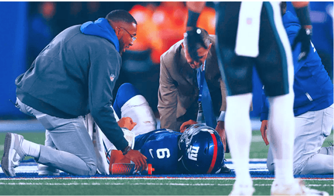 Giants Blue Tent Party: Mr. Daboll’s Style Sparks NFL Fever!