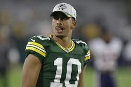 Controversy Erupts at Lambeau Field: Cardinals Players Accuse Packers of 'Stalling' in Final Play, Met with Calm Response from Jordan Love