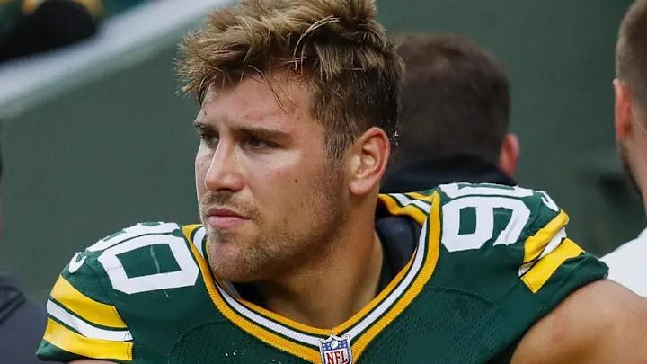 Injury of Young Star Lukas Van Ness Opens Golden Opportunity for New Rookie in the Upcoming Game and Van Ness's Emotional Message