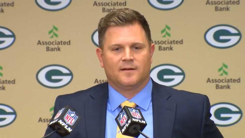 Amid a wave of trade rumors, $100 million all-around star Maxx Crosby suddenly received an urgent offer from Packers general manager Brian Gutekunst – just hours before the November 4th trade deadline
