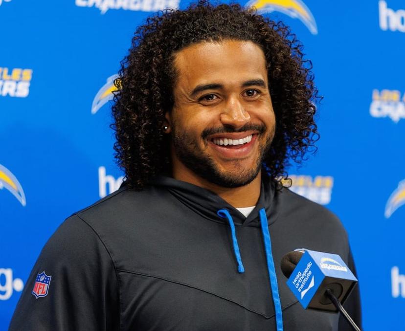 All-Pro LB Eric Kendricks Shares Emotional Reason He Chose the 49ers: "This Is Where My Heart Belongs"
