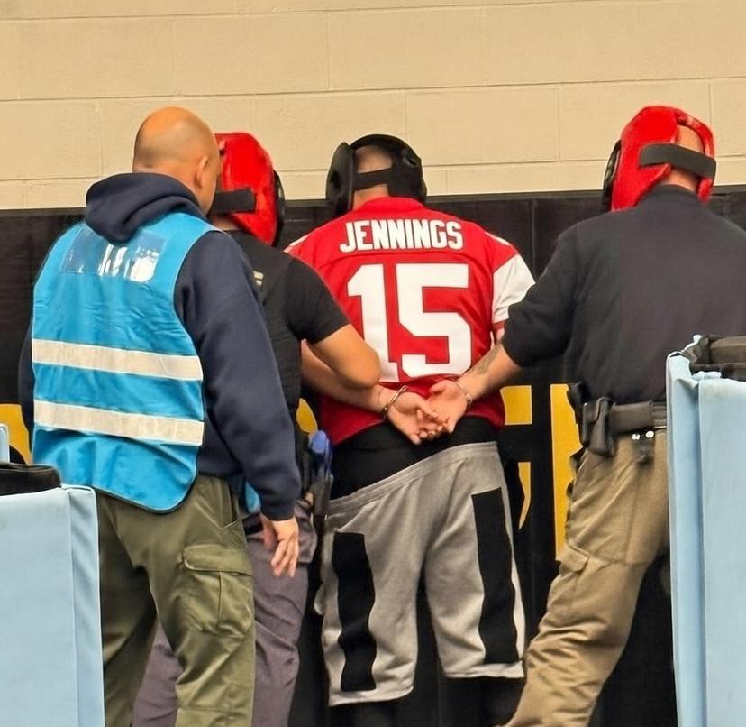 49ers Fan Arrested After Violent Attack on Titans Fans Outside Levi’s Stadium – Incident Casts Shadow Over Week 15 Win