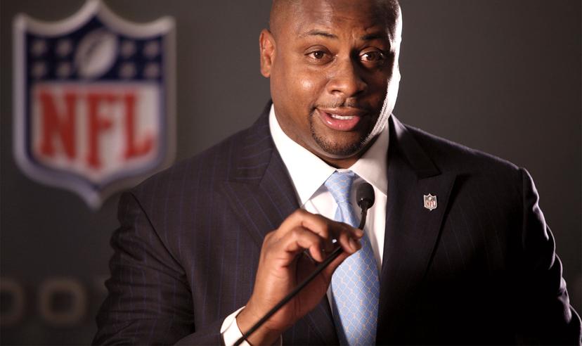 Tension Rises in Philadelphia as Legend Troy Vincent Publicly Criticizes GM Howie Roseman: “Hesitation and Playing It Safe at the Trade Deadline Could Cost the Eagles Another Shot at the Super Bowl”