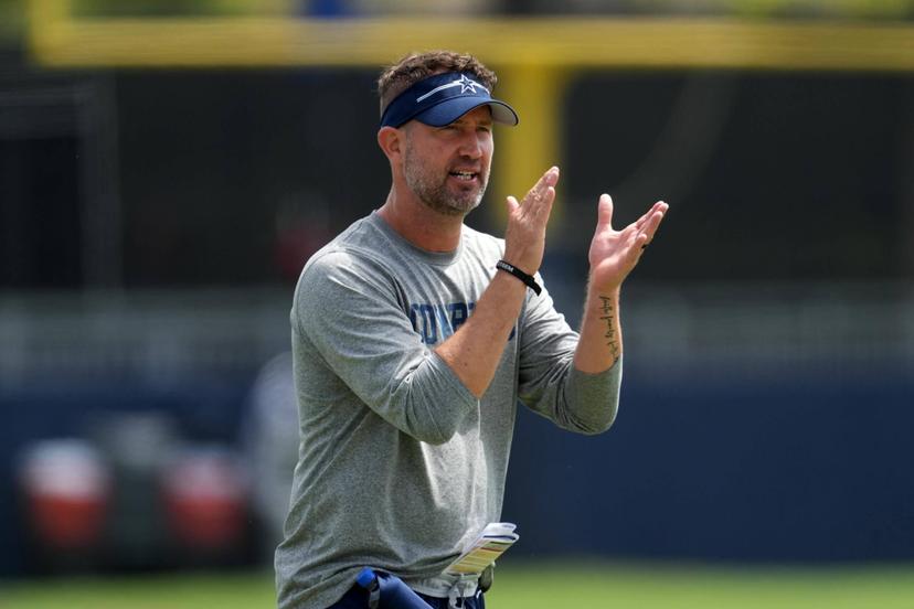 Cowboys Make Last-Minute Tactical Change, Surprising Not Just Opponents, Even Veterans