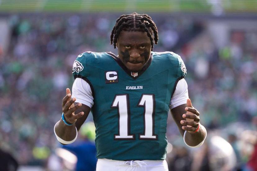 Tampa Bay Buccaneers Acquire Eagles Pro Bowl WR Amid Chris Godwin Injury Crisis, and Co-Chairman Joel Glazer’s Decision Leaves Fans Excited
