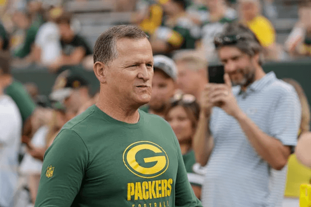 Ex Packers Defensive Coordinator — Super Bowl 2018 — Faces Imminent Firing From Raiders, Begs for a Chance to Return to Green Bay