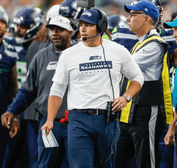 Hall of Fame Legend Jerry Rice Warns Head Coach Mike Macdonald: “The Seahawks May Be Flying High, But a Flaw in Their Defense Could Cost Them Dearly Against the NFL’s Best”