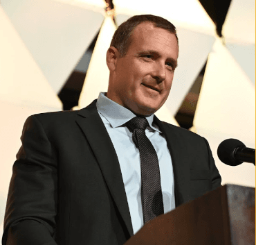 Steelers Legend Heath Miller Auctions Off His Final Career Jersey to Help His Partner Overcome the Greatest Challenge of His Life – the Battle Against Chronic Degenerative Joint Disease