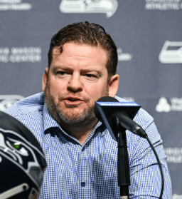 Hours After Learning He's About to Become a Free Agent, Seattle Seahawks' Veteran Defensive Star Gets Caught in a Midnight Incident – the Team GM's Compassionate Response Leaves Fans Deeply Moved