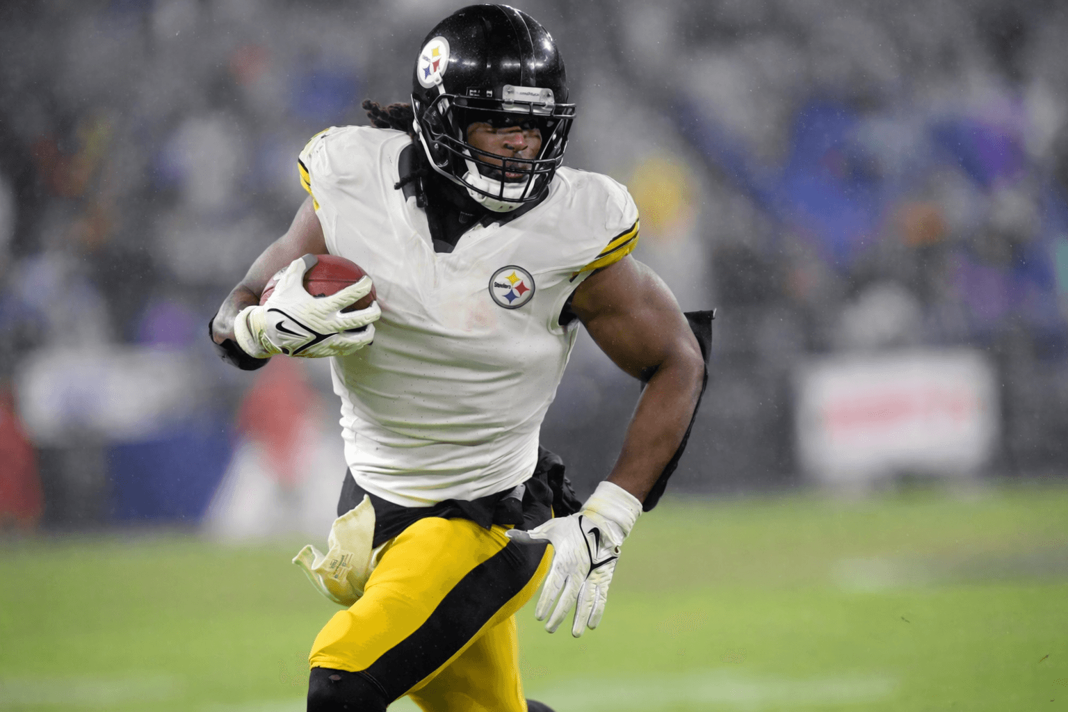 Former Steelers’ 1,200-Yard RB Completes Visits to Las Vegas Raiders and Seattle Seahawks in Quest to Reclaim Career Heights – Claims Jaylen Warren Was the Reason He Left Pittsburgh and Couldn’t Return