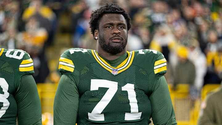 Packers Should Pump the Brakes on Anthony Belton Hype After 1st Career RG Start