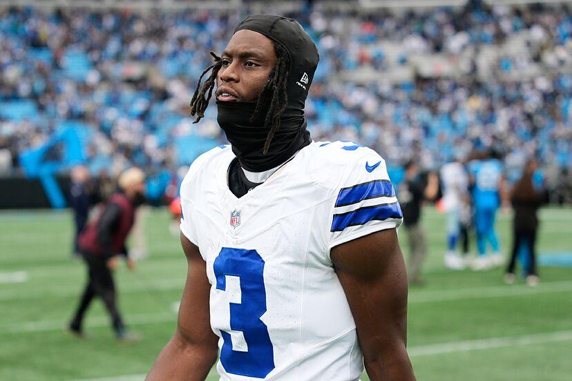 How much was Cowboys WR George Pickens' fine for taunting his opponent? | Marca