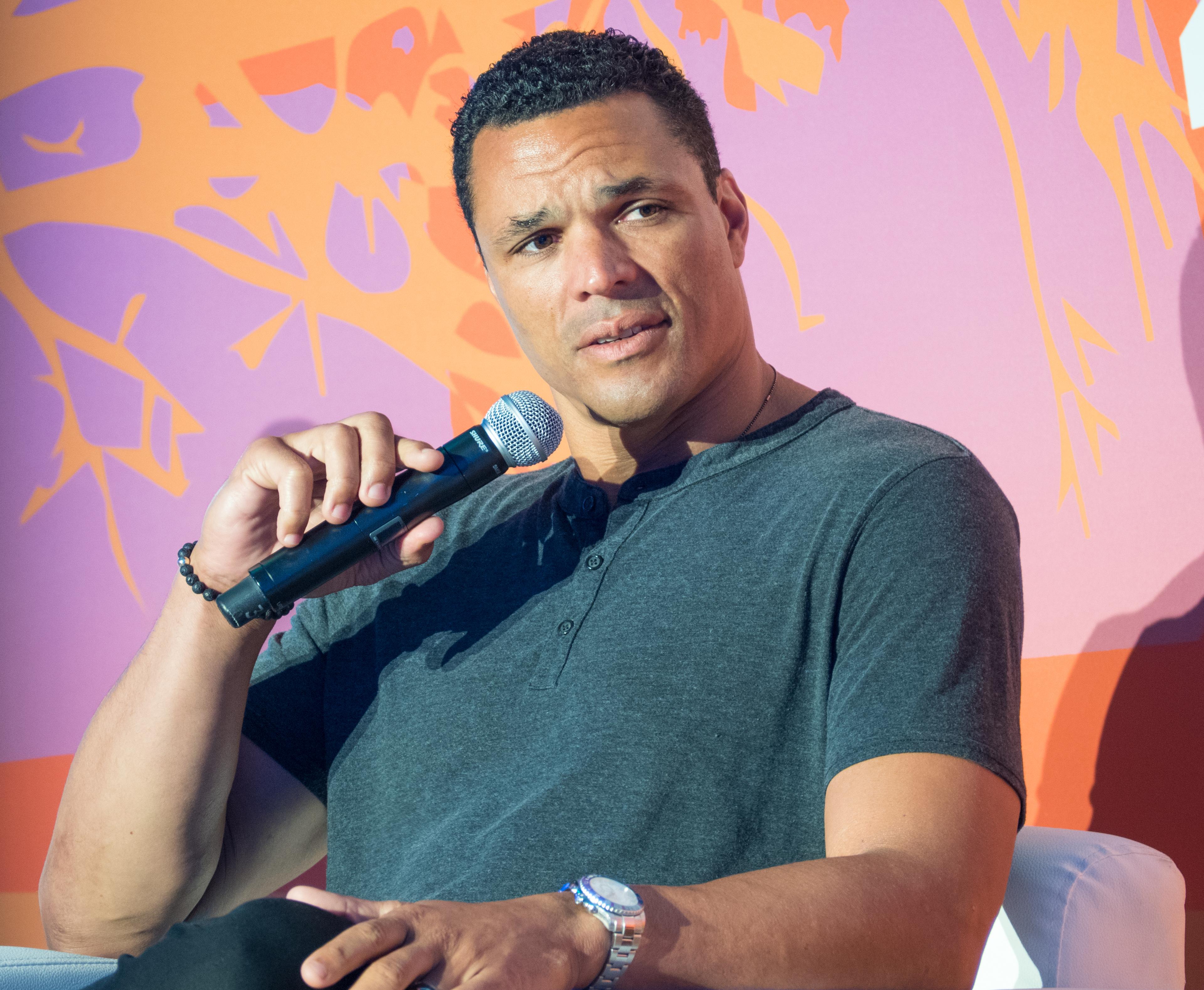 Tony Gonzalez – Wikipédia, a enciclopédia livre